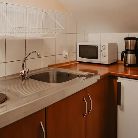 U Jerzego 3* קרפאז'